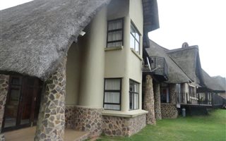 3 Bedroom House in Phezulu