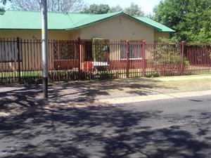 4 Bed House in Villieria
