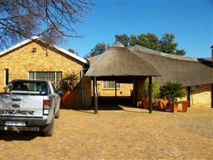 4 ha Farm in Tarlton