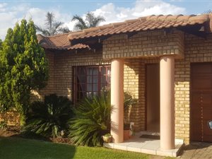 3 Bed Townhouse in Alberton