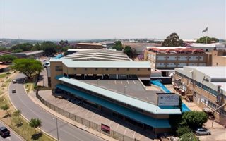 496 m² Commercial space in Wynberg