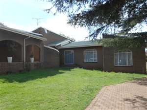 3 Bedroom House in Krugersdorp Central