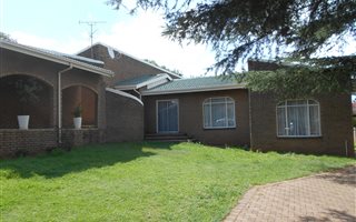 3 Bedroom House in Krugersdorp Central