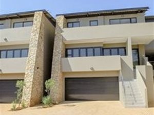 4 Bed House in Olympus