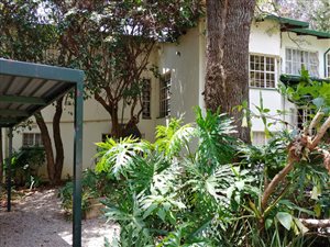 6 Bedroom House in Lammermoor