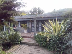 8 Bed House in Blackridge