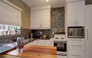 2 Bedroom Townhouse in Garsfontein