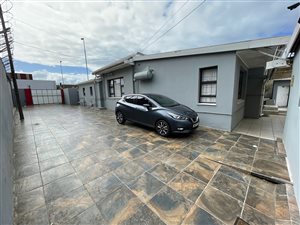 11 Bed, Bed and Breakfast in Quigney