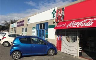 440 m² Retail Space in Diep River