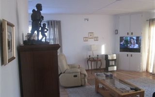 2 Bedroom House in Yzerfontein