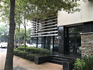 195 m² Commercial space in Melrose Arch