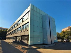 2933 m² Commercial space in Parktown