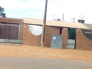 2 Bed House in Bonteheuwel
