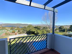 3 Bed Apartment in Old Place