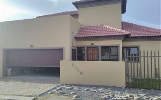 3.5 Bedroom House in Sagewood
