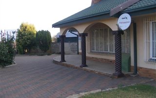 3 Bedroom House in Duncan Village