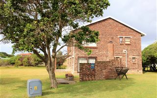 6 Bedroom House in Kabeljous