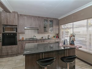 3 Bed House in East Geduld