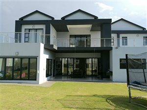 4 Bed House in Waterfall Country Estate