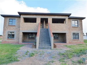 3 bedroom flat for sale in Ravenswood | T2305482