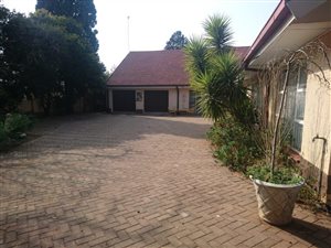 6 Bed House in Klerksdorp