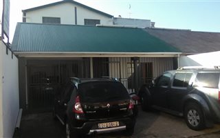 250 m² Commercial space in Wynberg