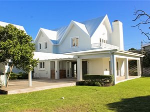 6 Bed House in Cape St Francis