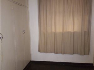 2 Bed Flat in Sunnyside