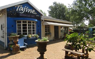 220 m² Commercial space in Westdene