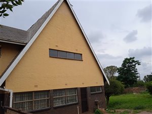 2.2 ha Farm in Eikenhof