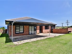 3 Bed House in Sunrise on Sea