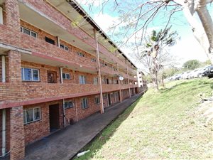 2 Bed Apartment in Empangeni Central