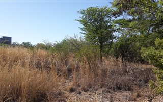 1022 m² Land available in Sable Hills Waterfront Estate