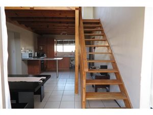 3 Bed Duplex in Lakefield