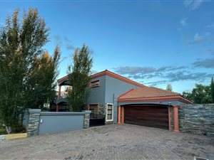 4 Bed House in The Meadows