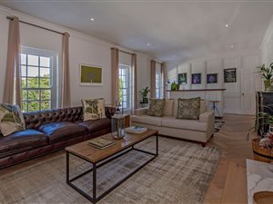 5 Bed House in Helderrand
