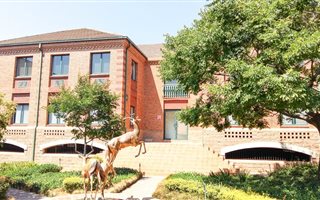 1500 m² Commercial space in Menlyn
