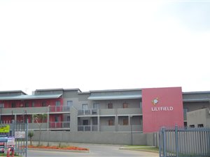 2 Bed Apartment in Noordwyk