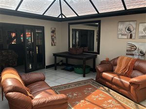 5 Bed House in Magalieskruin
