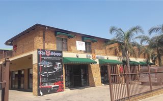 69 m² Commercial space in Alberton
