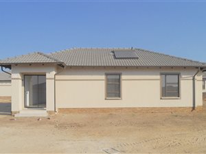 3 Bed House in Bergsig