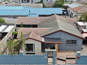 3 Bed House in Zeekoevlei