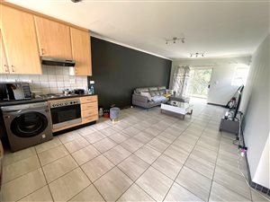 2 Bed Apartment in Leeuwenhof Estate