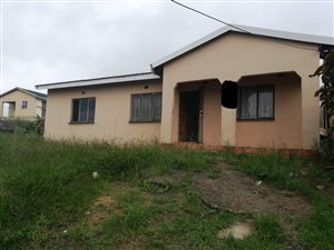 3 Bed House in Lovu