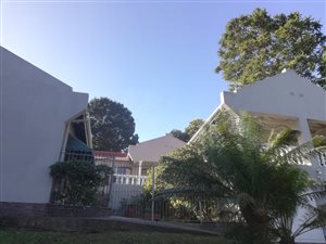 4 Bed House in Cowies Hill Park