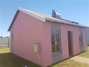 2 Bed House in Katlehong