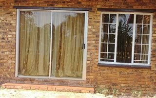 3 Bedroom Flat in Safari Gardens