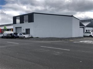 228 m² Industrial space in Wetton