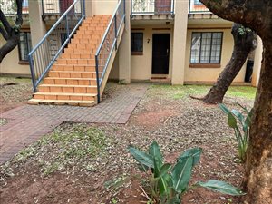 2 Bed Townhouse in Mooikloof Ridge