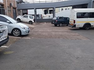 96 m² Industrial space in Pinetown Central